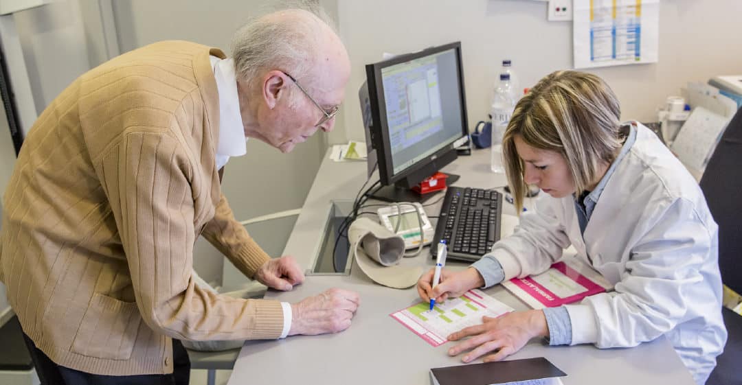 Infermeres de Catalunya defensa un nou model sanitari interdisciplinari, orientat a la primària i amb el reconeixement legal i professional de les infermeres catalanes